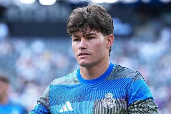 记者:考虑门迪伤病 皇马或拒绝对加西亚的报价 记者:考虑门迪伤病 皇马或拒绝对加西亚的报价